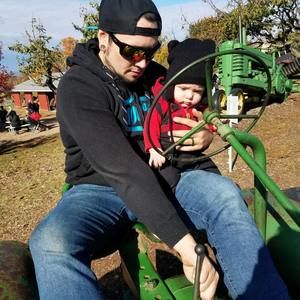 Meet your Posher, Kyle